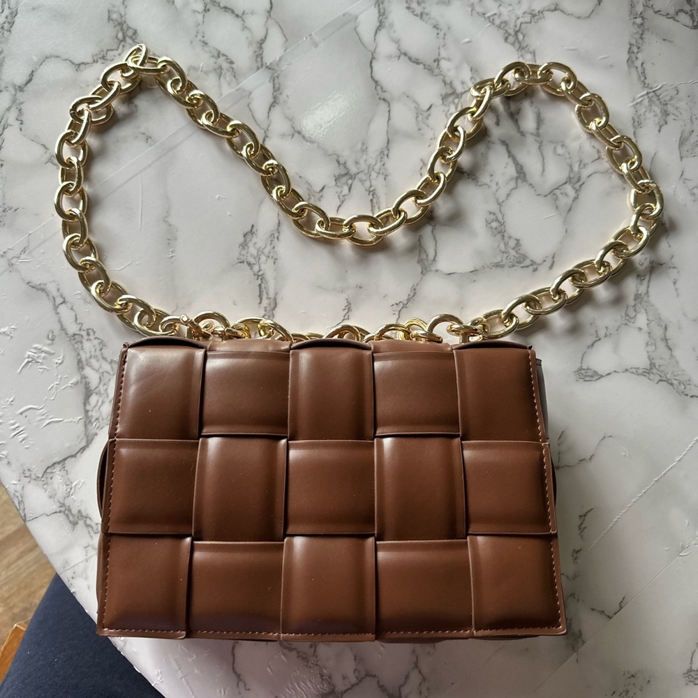 Shoulder bag